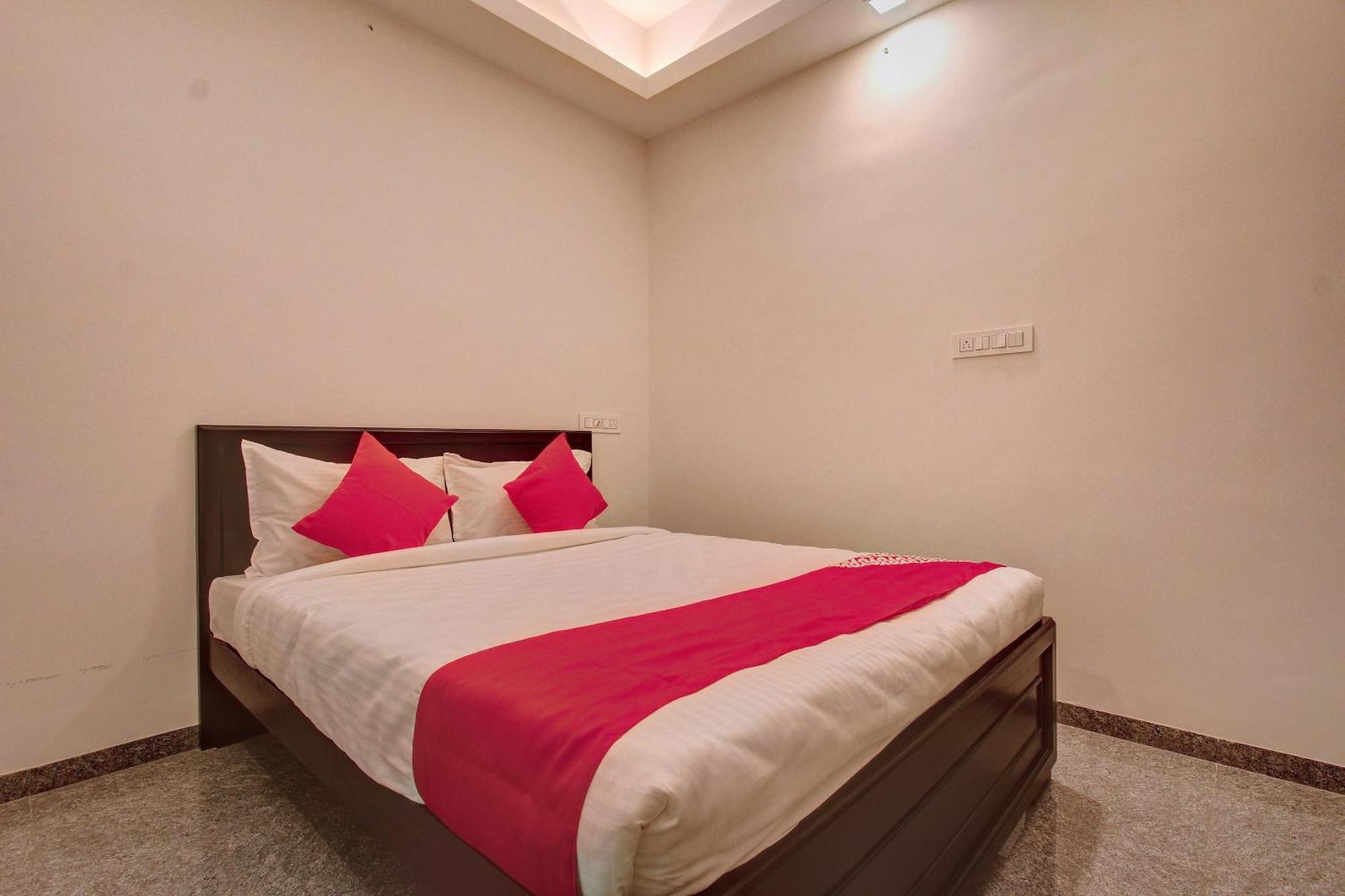 Hotel O Blue Moon Singanallur Екстер'єр фото